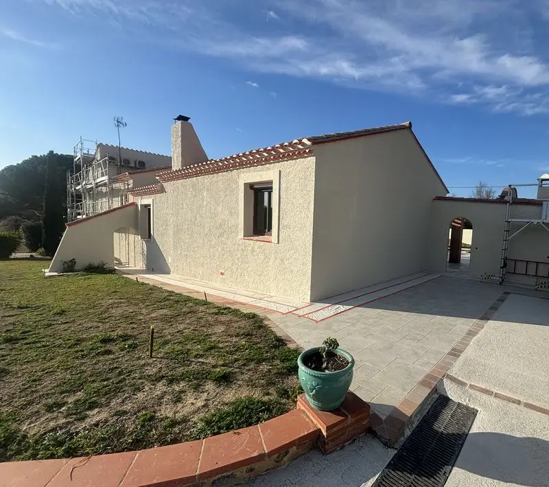 Façade enduite par EIDP La Véronèse